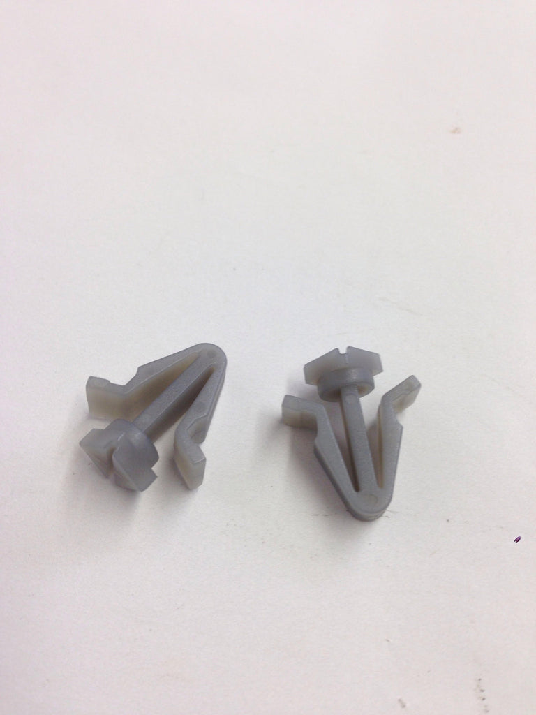 NISSAN GRILL ATTACHING CLIP (15) – uspaintbody.com